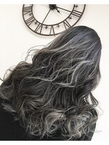 リッシュ 四街道店(Lish)&nbsp;コントラストシルバーバレイヤージュ