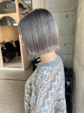 ラニヘアサロン(lani hair salon) マットグレー［ブリーチ/福岡/天神/大名］