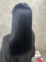 コーパル(copal)&nbsp;ブルーとブラックのコントラストカラー