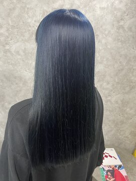 コーパル(copal) ブルーとブラックのコントラストカラー