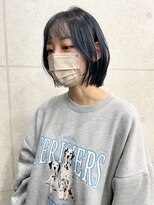 アンリ(Anli)&nbsp;【Anli☆岩瀬萌】ネイビーグレー 切りっぱなしボブ ニュアンス