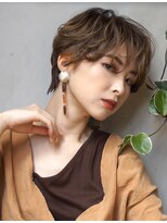 ホヌア(hoNua.) 【hoNua.】ショートパーマ 栄 前髪 ブラウンカラー 20代30代40代