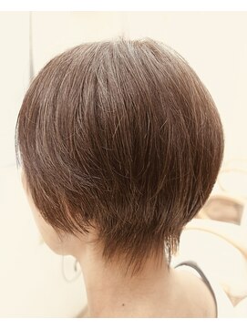 ラヴィアンローズ(La vie en rose) ハンサムショート