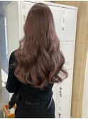 ピンクグレージュ