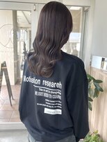 ヒトノワ(Hito.nowa)&nbsp;赤みを抑えたグレーベージュ【荒川】