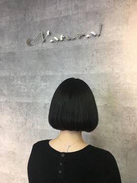 ナチュラル 青森新町店(Natural) ☆艶髪ショートボブ☆