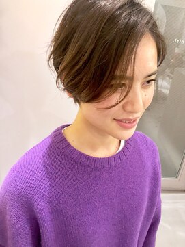 ワール(whirl.) 海外風の前下がりショート☆