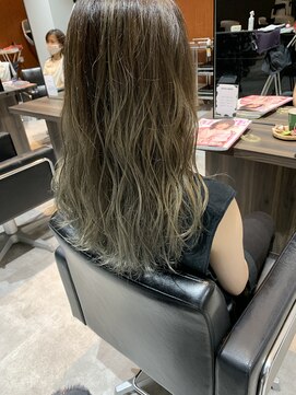 アヴァンス 和泉中央店(AVANCE) エアタッチバレイヤージュ