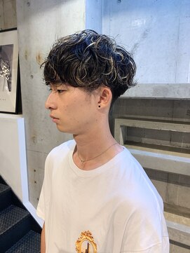 ココモ(KOKOMO) ハイライトパーマスタイル