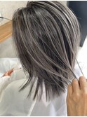 グレージュハイライトカラー