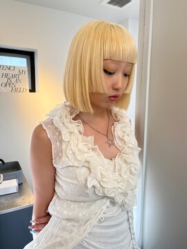 ゾーイダイミョウ(ZOEY daimyo) blond bob