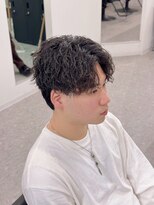 ブライト(BRIGHT)&nbsp;センターパートツイストスパイラルパーマ