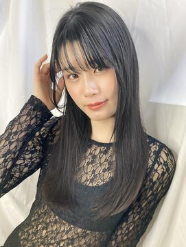 ブリス(VLISS) ミディアム レイヤーカット 顔周りレイヤー 透明感 20代30代40代
