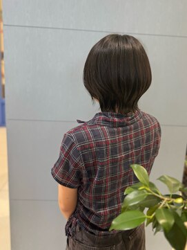 ベルフェミンイオンS.C 丸みシルエットで可愛くまとまるナチュラルショート