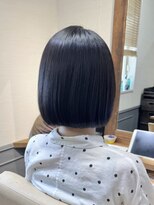 カミケン 清明店(kamiken.)&nbsp;縮毛矯正でバッサリうる艶ミニボブ【カミケン清明店/福島】