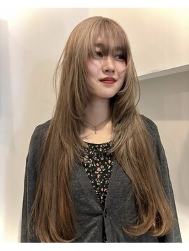 ローガン ミライフ(LOGAN mlife) 顔周りレイヤーカット+グラデーションカラー