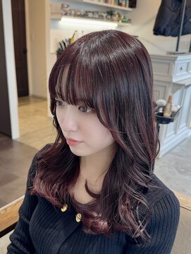 リーラ(Lila) くびれ巻きも簡単＊韓国風顔まわりカット