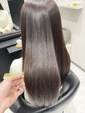 ビーボ(Bevo) 素髪が美しい艶ストレート