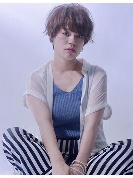 アットラブ バイ ベル(at'LAV by Belle) 柔らかショート×マーメイドアッシュ