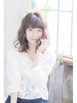 ネオリーブアイム 横浜西口店(Neolive aim) 大人気グレージュカラーのミディアムヘア 低温デジタルパーマ