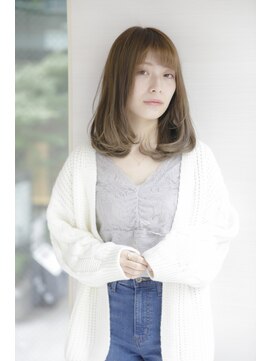 ルルディ バイ アフロディーテ銀座(luludi by APHRODITE) ミディアム/デザインカラー/シルキーベージュ/斜めバング/銀座