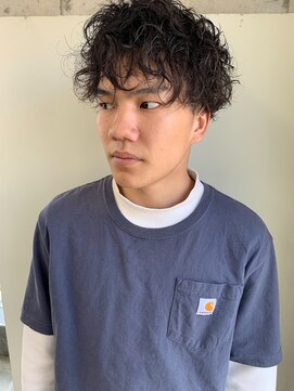 ヨロヘアー(YOLO hair) メンズ2ブロックマッシュショートスパイラルパーマ
