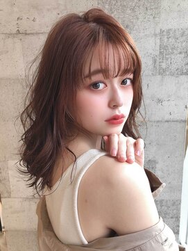 ザ シー 海老名(The C) [The C ] ミディアムヘア 重めレイヤー イルミナカラー