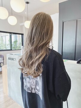 チェレ ロッソ 金剛店(Chere rosso) ワタナベ　ヒトシのベージュカラー