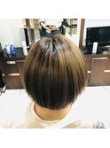 シャンパンゴールドカラー