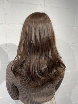 シェル 吉祥寺(shell) ロイヤルミルクティーベージュ◎