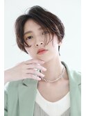 クセ毛風大人っぽショート