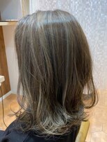 アズールサン 草加西口店(azule-sun)&nbsp;20代30代　ハイライトローライト　サイドバング,外国人風カラー