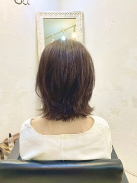 リンダ(LINDA) LINDA栗山 絢【大人女子×ミディアム】