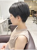 大人女性/刈り上げマッシュショート
