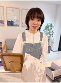 ウルフ風カット丸みミディアムブラックまとまり感