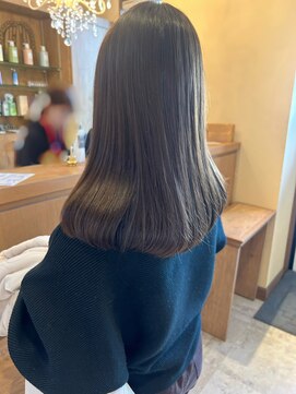 ルシュカイチマルニ(Rasca102) Rasca◇オリーブベージュ　ロング　透明感カラー 赤みゼロカラー