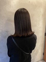 リリアーナ(LILIANA)&nbsp;外ハネボブ　ミディアムボブ　くびれ巻き　韓国ヘア　髪質改善