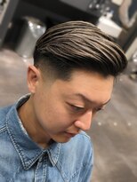 フランクスバーバーリベラルド 横浜(FRANK'S BARBER LIBERALD) スキンフェードグラデーションブリーチカラーメンズカットY