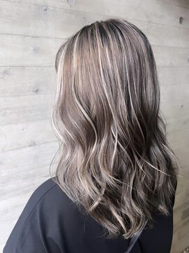 アース 鹿児島天文館店(HAIR&MAKE EARTH) 巻いても可愛いハイライトケアー