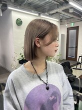 トーン(tone) ハイトーンボブ×ミルクティーベージュカラー