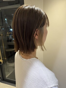 ジル(JILL) インナーカラー＋切りっぱなしボブ