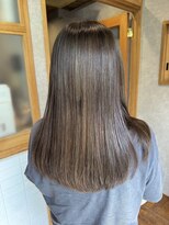 シーインフィニート 清澄白河 現代美術館MOT前店(C∞)&nbsp;白髪ぼかしハイライトアッシュグレージュ