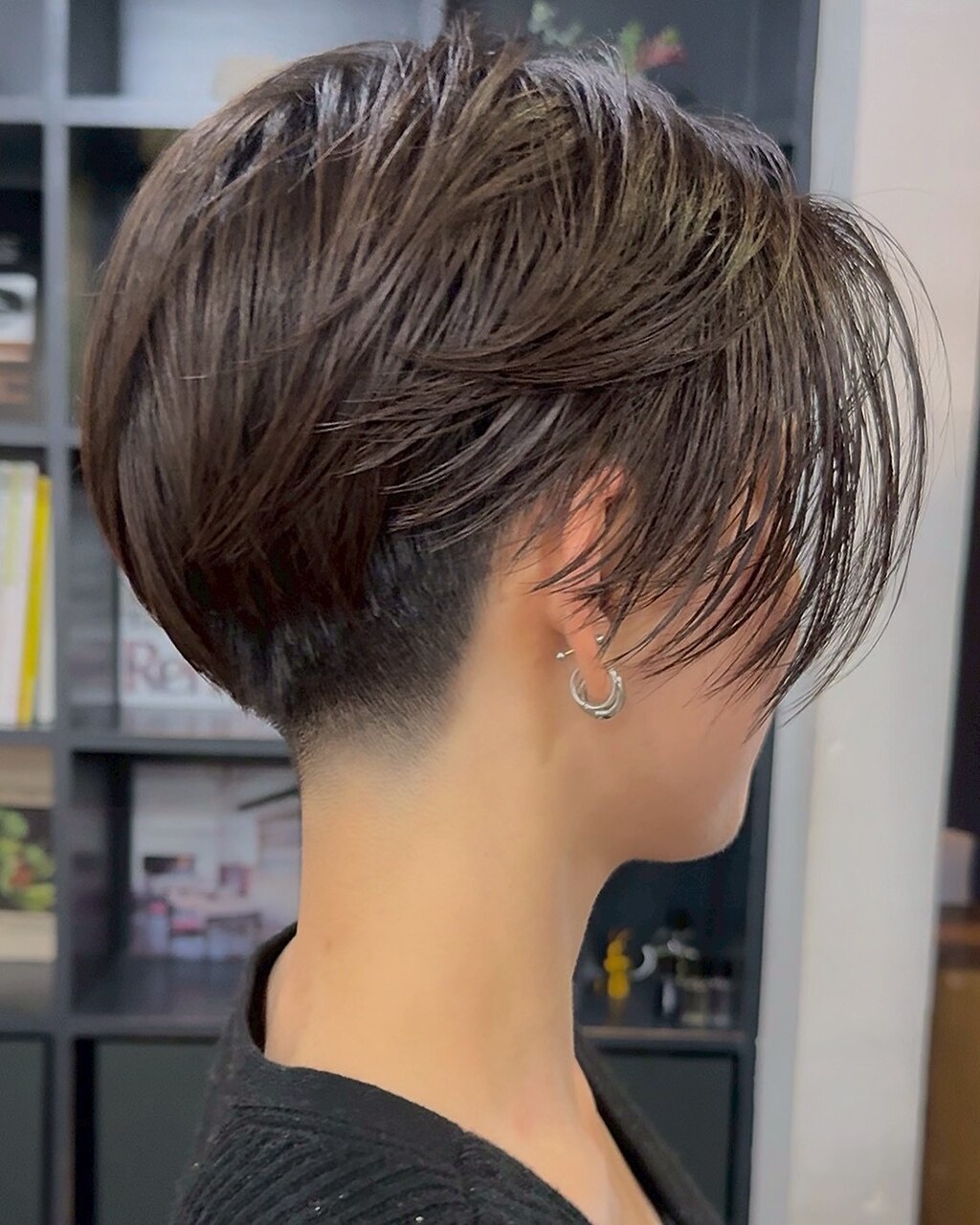 2026年夏】アッシュブラウン ショートの髪型・ヘアアレンジ｜人気順｜6