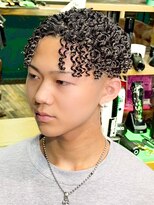 プロショップウェーブ セカンド(PRO SHOP WAVE II)&nbsp;スペインカール/フェザーパーマ/メンズパーマ/テーパーフェード