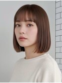 肩上内巻きぷつんとボブ+明るめベージュ春カラー ボブ/ベージュ