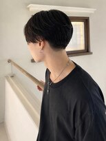 トリッカ 代官山(tricca)&nbsp;韓国風センターパート/マッシュショート/黒髪