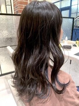 クアトログランシュ 水戸店(QUATRO×GranCieux) インナー×ラフカール