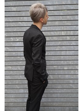 ダマーニ 表参道(DAMANI) ツーブロックでつくるアレンジ自在のフェミニン・ビジネスヘア