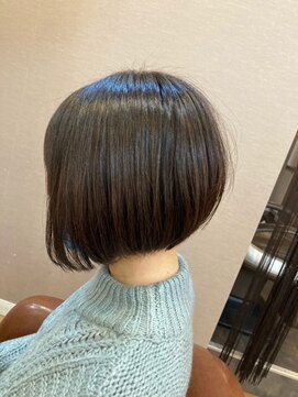 コルサヘアービリス (Colza hair BIRIS ) ミニボブ