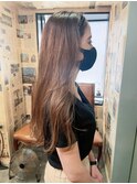くびれヘアうる艶髪抜け感ヘアアンニュイヘアミルクティアッシュ
